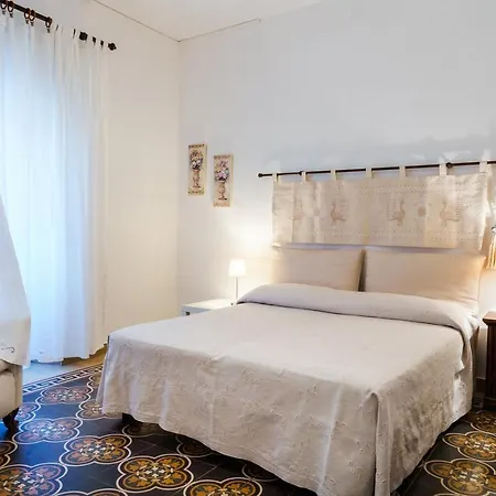 Alle Pavoncelle Con Terrazzo Di 50 Mq Daire