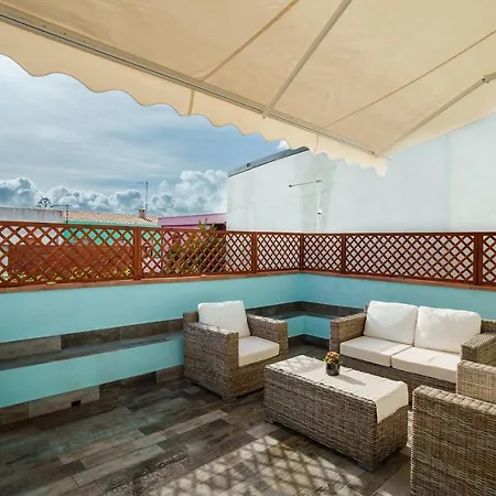 Alle Pavoncelle Con Terrazzo Di 50 Mq *