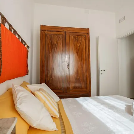 Alle Pavoncelle Con Terrazzo Di 50 Mq